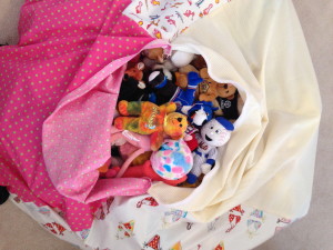 Beth Rosen, RD DIY toy bag storage