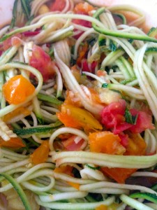 Oh yeah, that's what I'm talking about!  Zucchini Spaghetti and Tomato Sauce!
